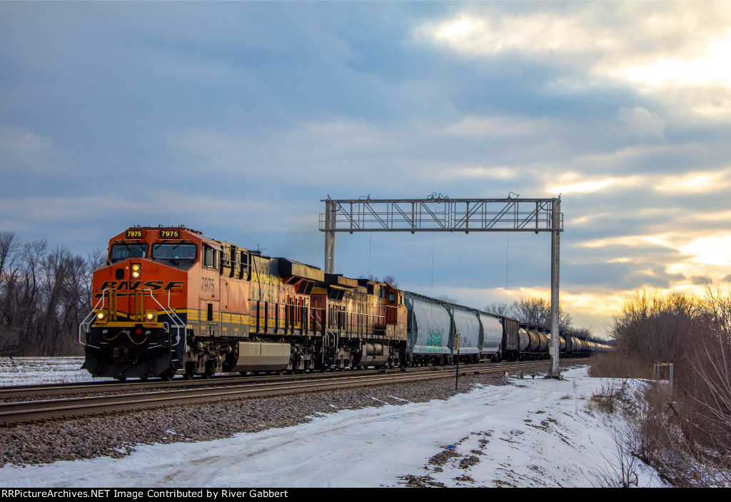 Eastbound BNSF Manifest at Blue Township